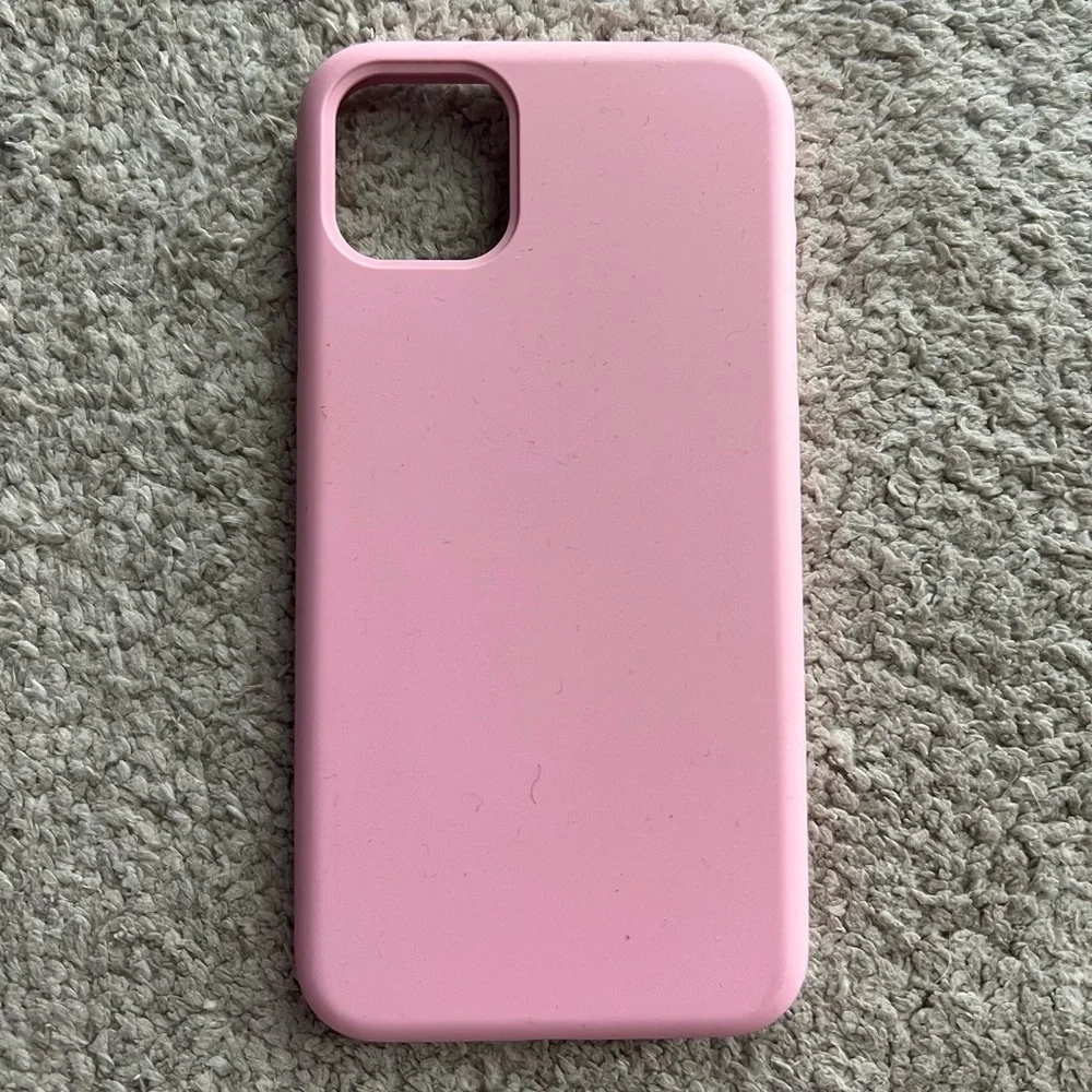 Pink iPhone case - Picture 1 of 2